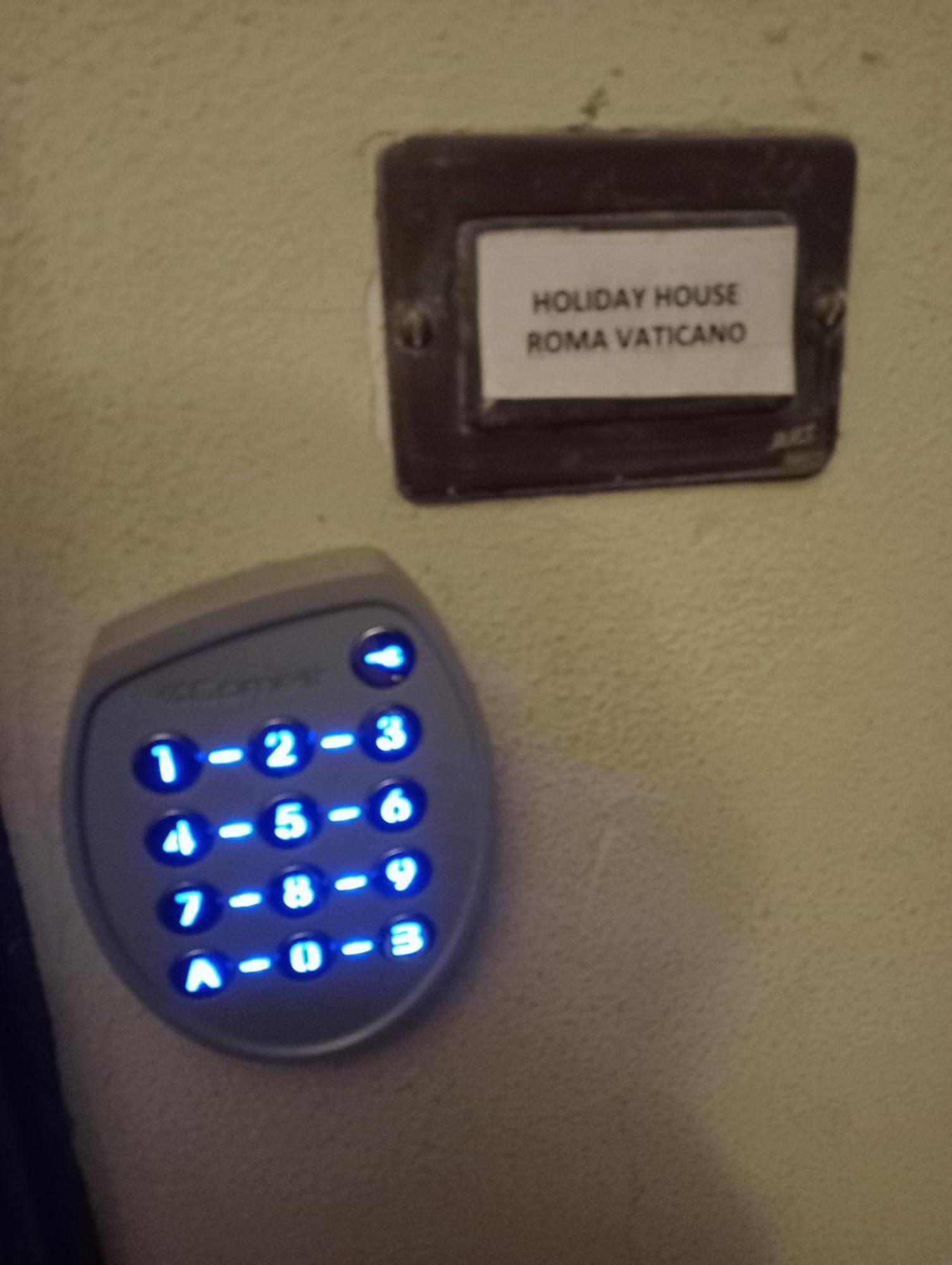 Holiday House Roma Vaticano Εξωτερικό φωτογραφία